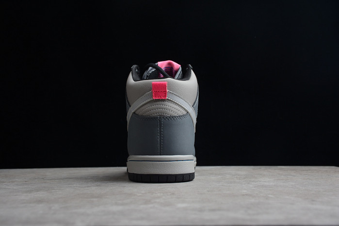 Nike SB Dunk High “Medium Grey” DJ9800-001