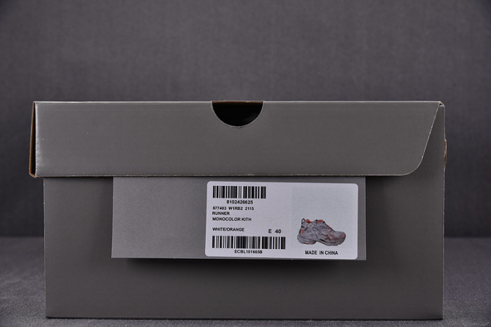 RUNNER SNEAKER RS027