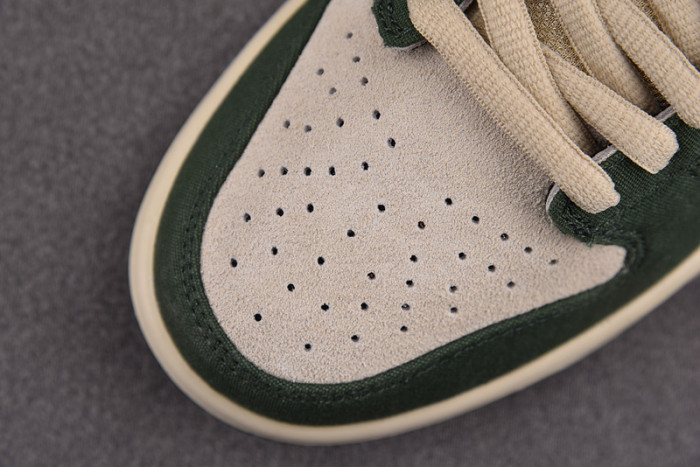 Nike SB Dunk Low Eire 304292-185