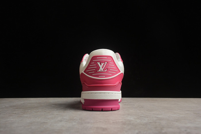 LV TRAINER SNEAKER LV-000554