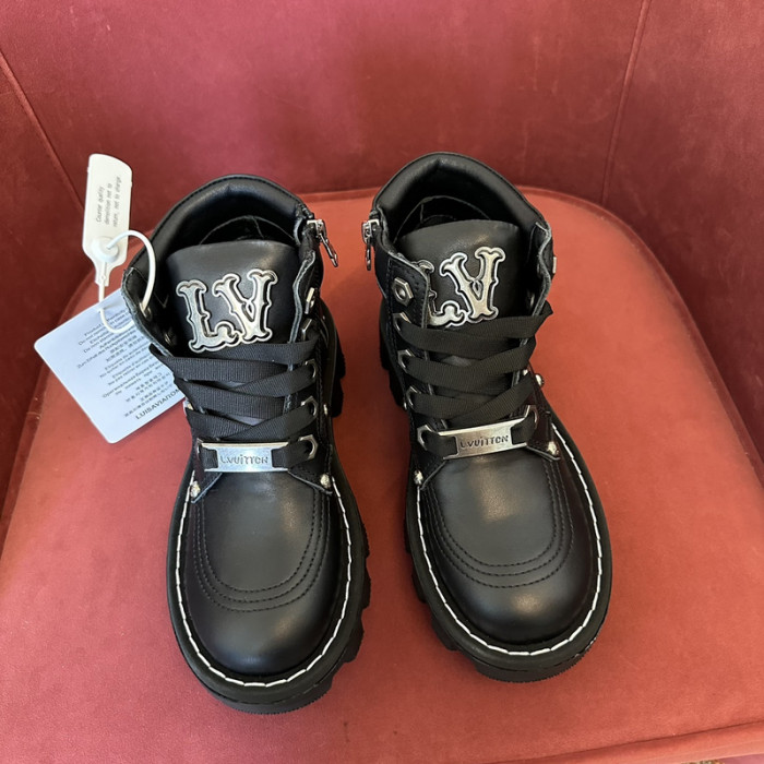 LV BOOTS L000030