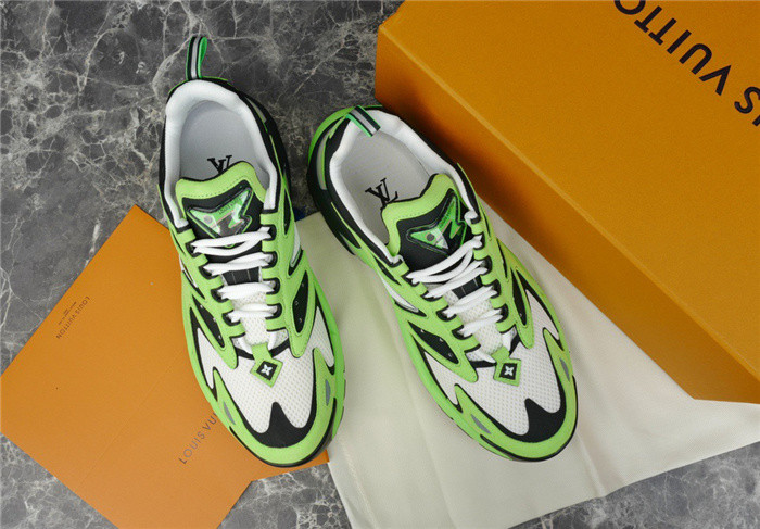 LV SNEAKER LV-000262