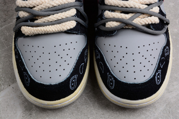 Dunk Low Prm SB "Cashew Nut Flower