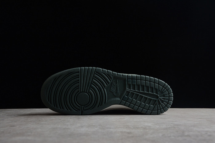 NK SB Dunk Low "Steamboy OST LF0039-011