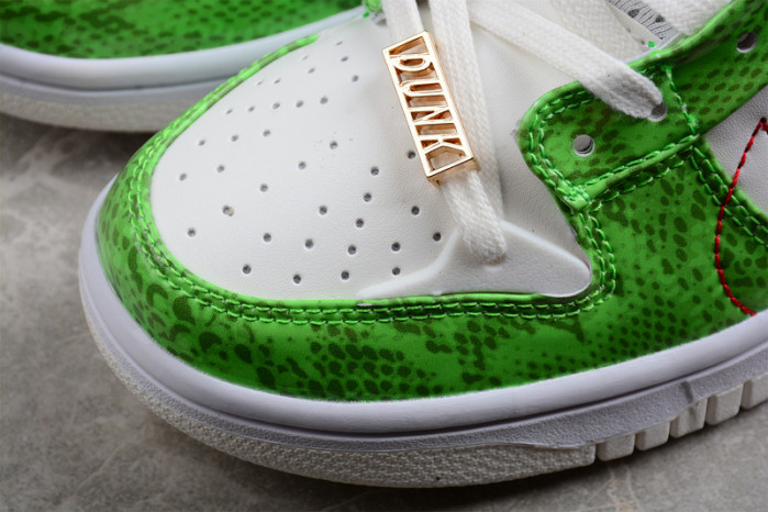 Nike Dunk Low Disrupt 2 Just Do It Snakeskin Green (W) DV1491-101