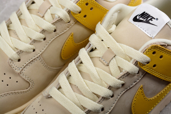NIKE DUNK LOW LX BANANA (W) DR5487-100