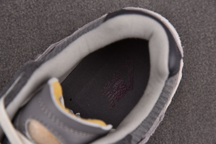 NEW BALANCE SNEAKER NB028