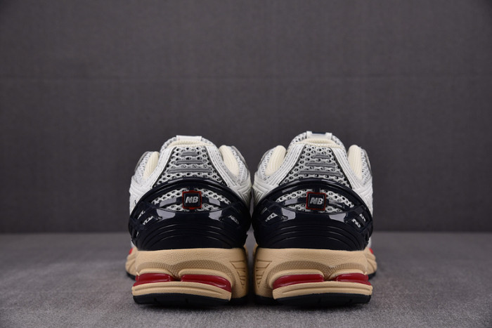 NEW BALANCE SNEAKER NB059