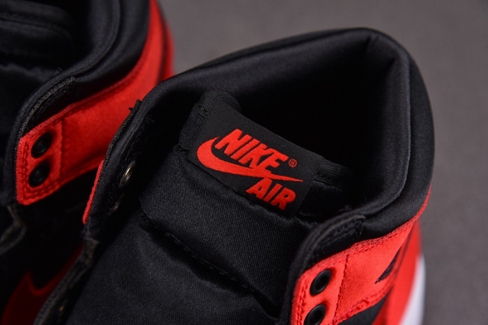 Air Jordan 1 High OG WMNS “Satin Bred” FD4810-061