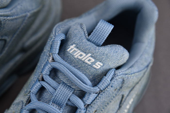 TRIPLES TRAINER SNEAKERS 2000116