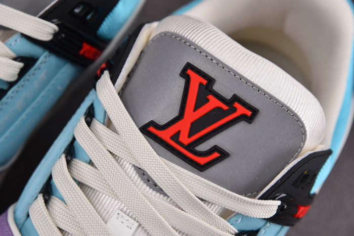 LV SNEAKER LV-000122
