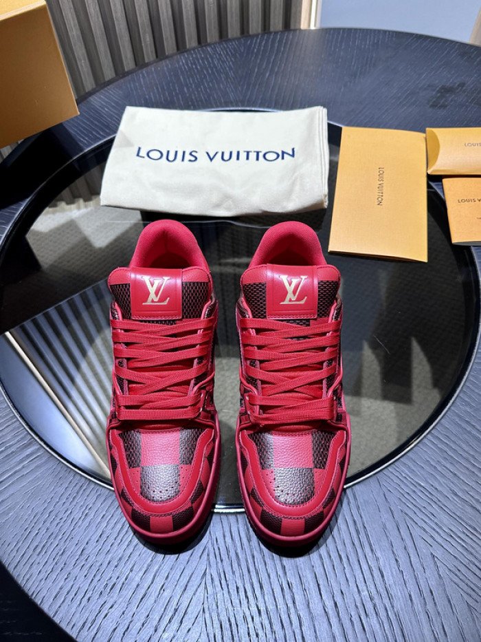 LV SNEAKER LV-000178