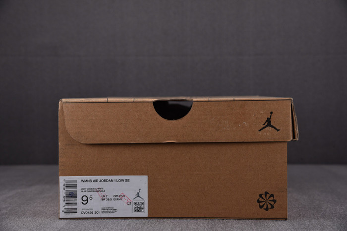 AIR JORDAN 1 LOW SE “LIGHT OLIVE” DV0426-301