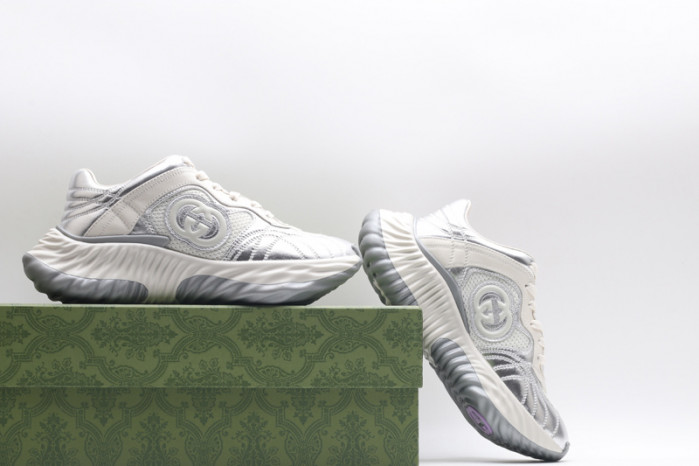 G*u*i* trainer sneaker115