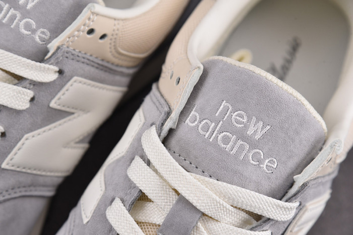 NEW BALANCE SNEAKER NB092