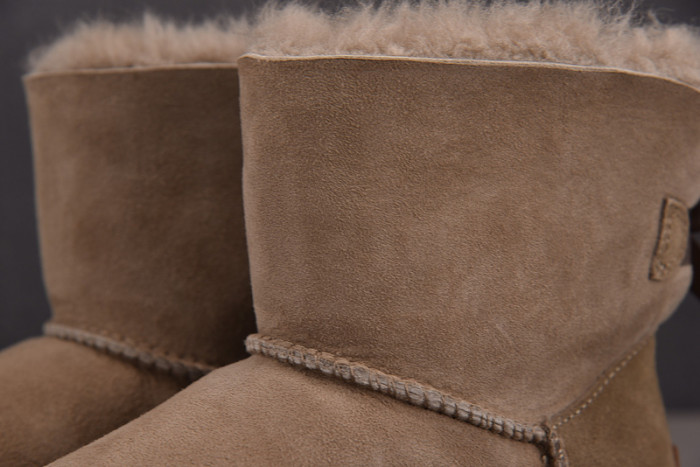 UGG Mini Bailey Bow II