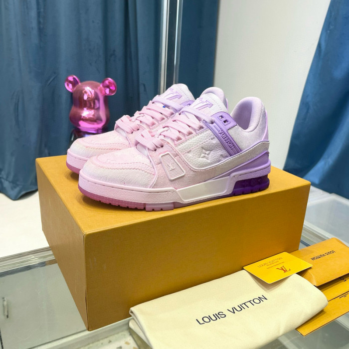 LV SNEAKER LV-000417