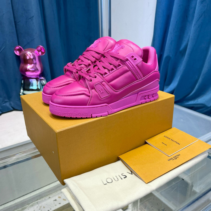 LV SNEAKER LV-000492