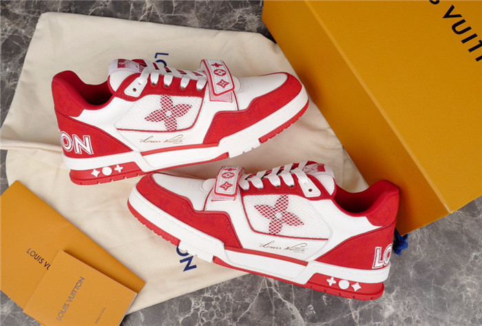 LV SNEAKER LV-000199