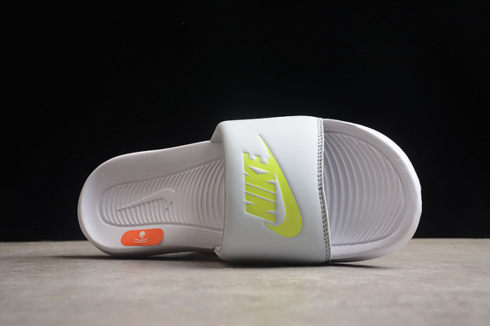 NIKE SANDALS N-006