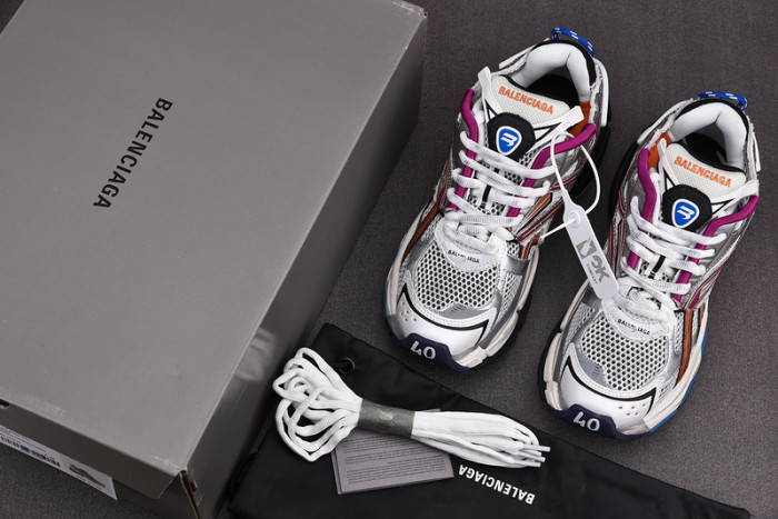 RUNNER SNEAKER RS031