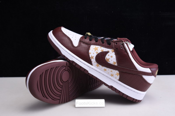 S*p*e x nike sb dunk low "brown stars" dh3228-103