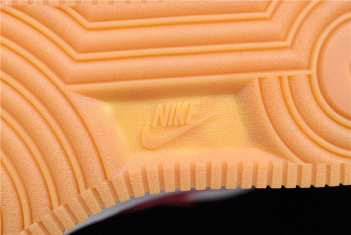 NIKE Air Force 1 High 07 LV8 806403-101