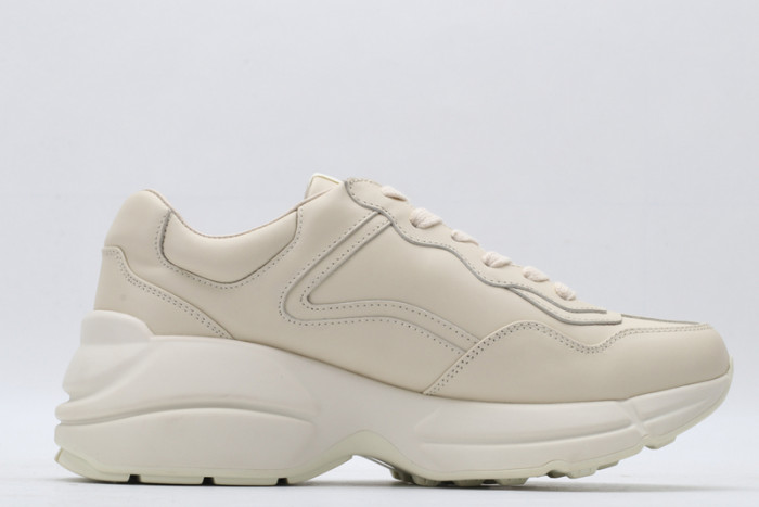 G*u*i* trainer sneaker14