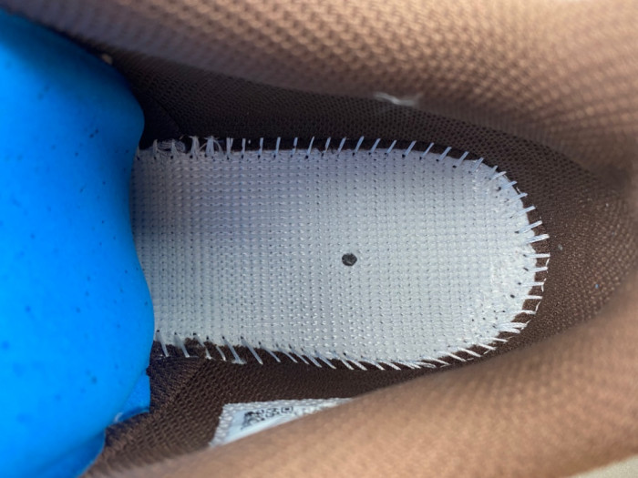 Travis Scott x Nike Zoom Field Jaxx 