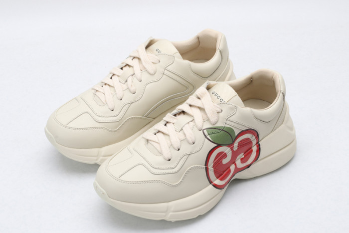 G*u*i* trainer sneaker9