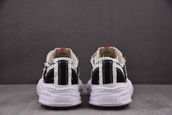 Ma*s*n mihara yasuhiro sneaker