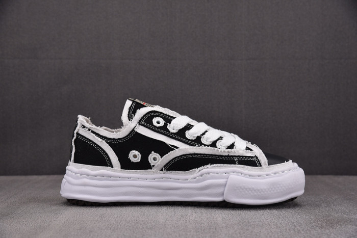 Ma*s*n mihara yasuhiro sneaker
