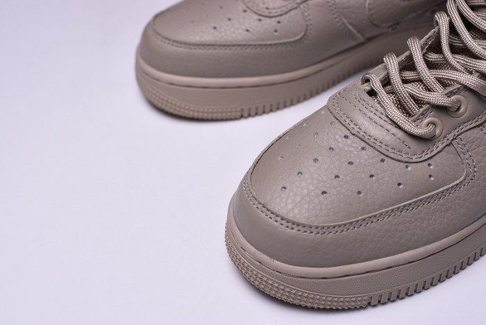 NIKE SPECIAL FORCES AIR FORCE 1 “DESERT CAMO” WOMENS 864024-202