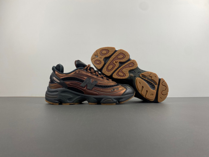 NEW BALANCE SNEAKER NB118