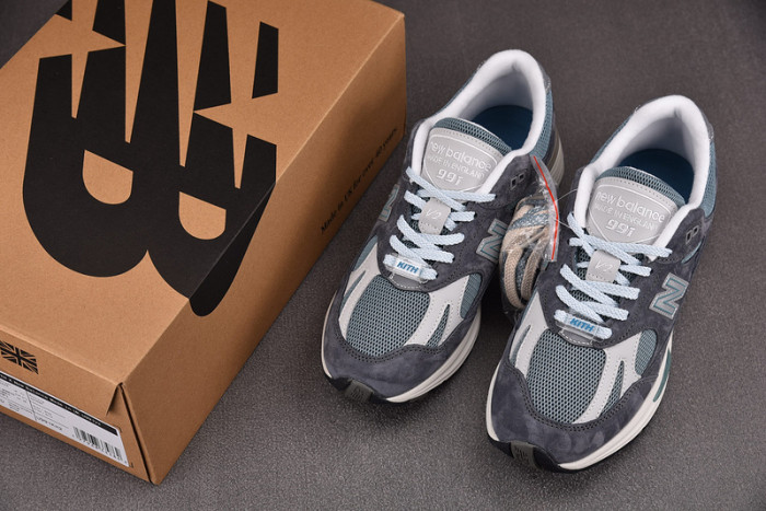 New Balance Kith x 991v2 Made in England 